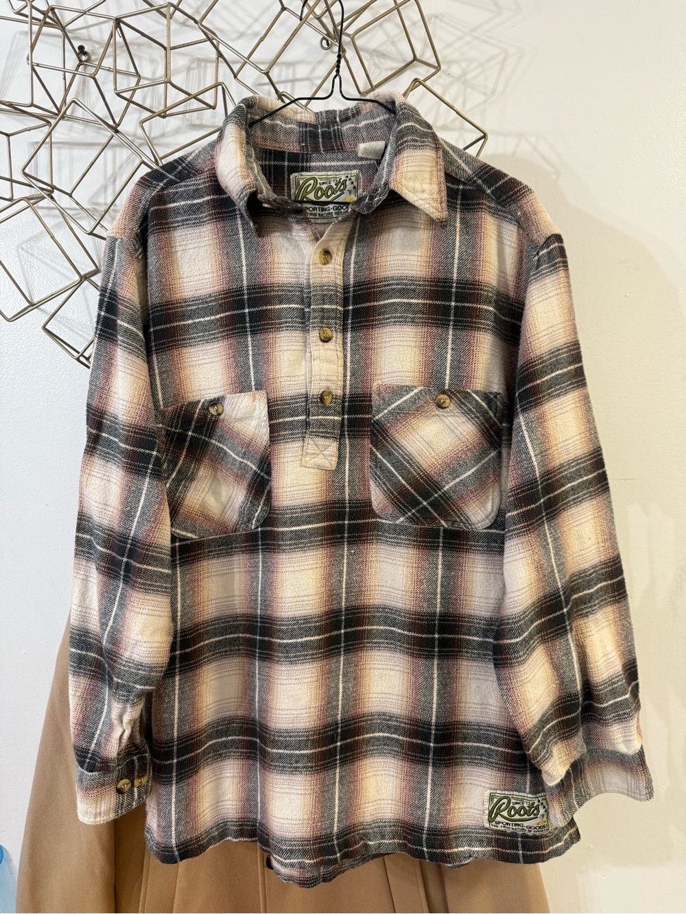 Men’s Roots Plaid Button-Front Flannel Shirt